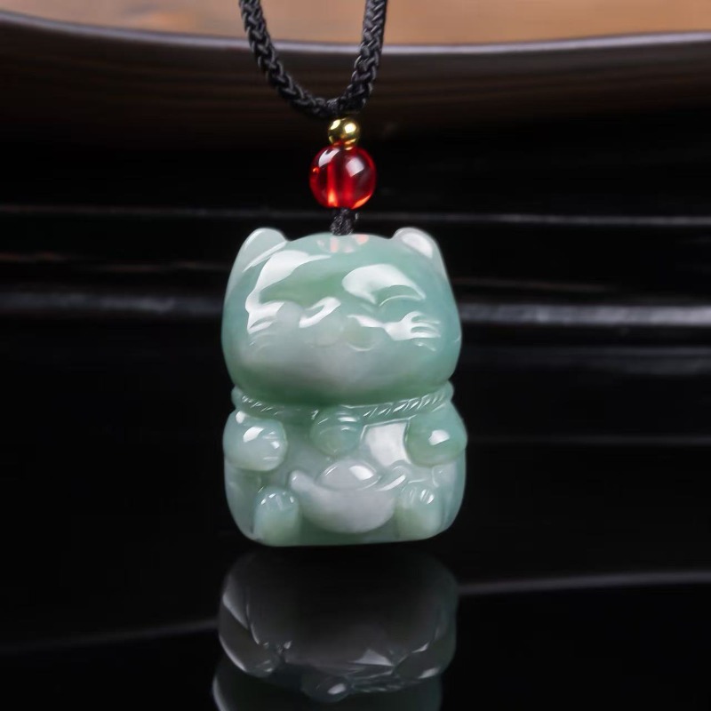 จี้หยกมรกตธรรมชาติรูปแมวนำโชค  - The Jewelry & Watches บทวิจารณ์และราคา