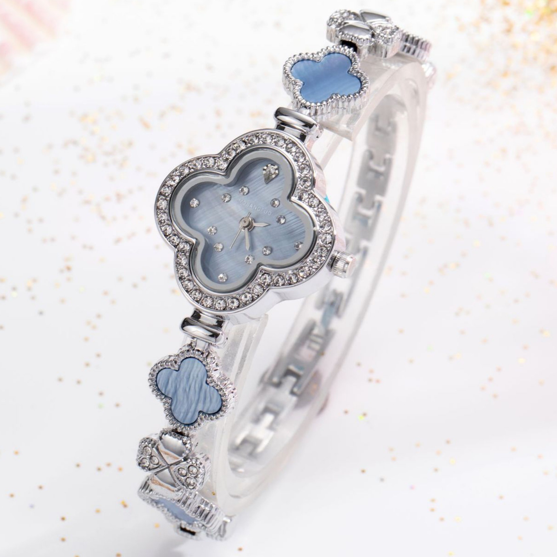 นาฬิกาข้อมือผู้หญิง KAIRIS รุ่ - Jewelry Clasp Watches บทวิจารณ์และราคา