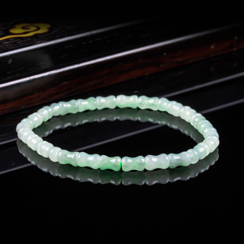 สร้อยข้อมือและสร้อยคอหยกแท้ธรร - The Jewelry & Watches บทวิจารณ์และราคา