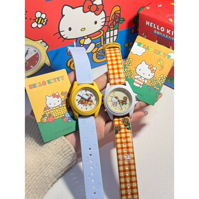 โมเอช ซานริโอ เฮลโล คิตตี้ ชุด - Moments Watches & Jewelry Vaughan Mills บทวิจารณ์และราคา